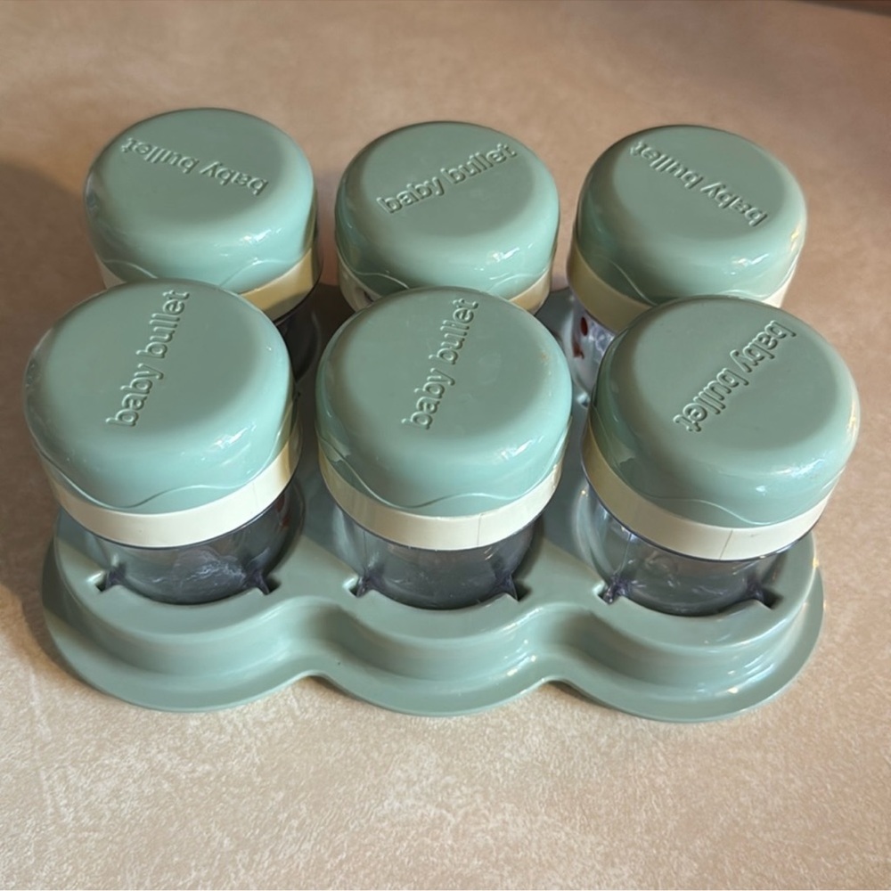 Baby bullet containers